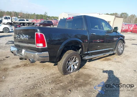 2017 Ram 1500 Limited 4X4 5'7 Box z USA, uszkodzony, nr VIN 1C6RR7PT5HS637804